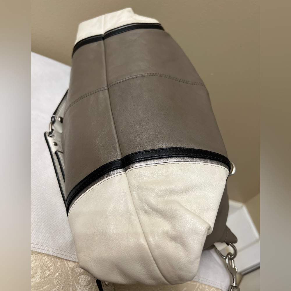 Coach Ashley Taupe and Cream Leather Shoulder Bag - Picture 13 of 14